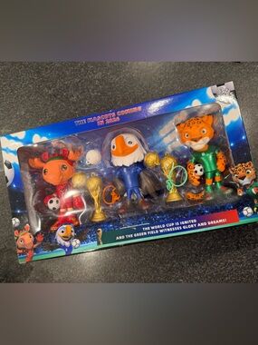 2026 Fifa world cup Soccer Mascot Collectible Figure Set /keychains